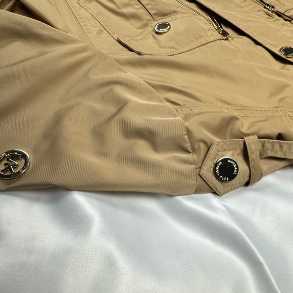 Michael Kors Tan Beige Jacket Excellent Condition - Size: SM - 77E5300M32 - Picture 3 of 16